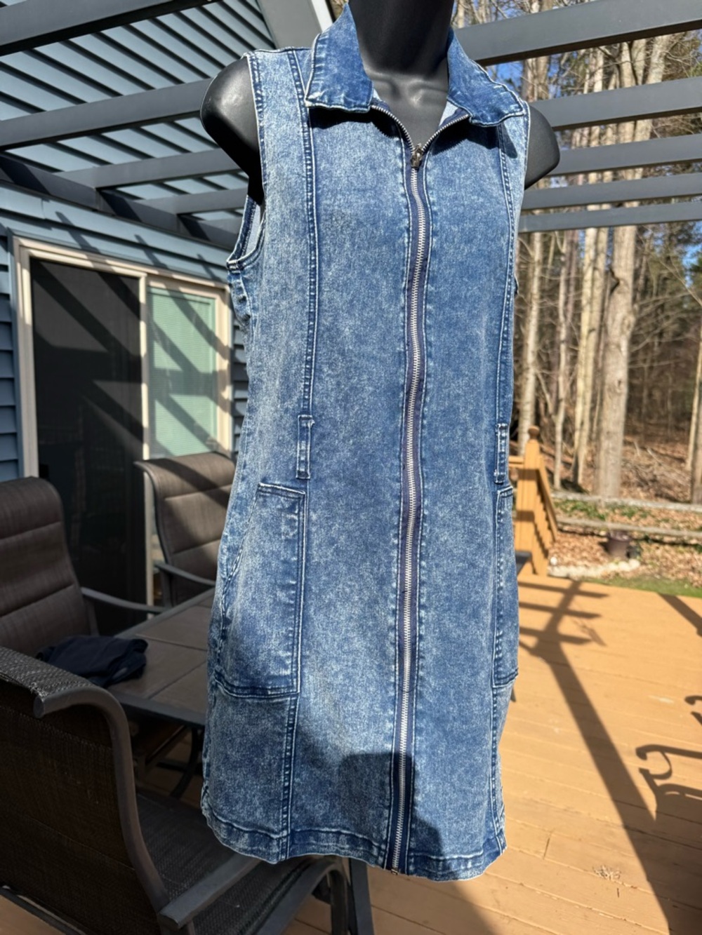 Sleeveless Blue Denim Midi Dress with Front Zip